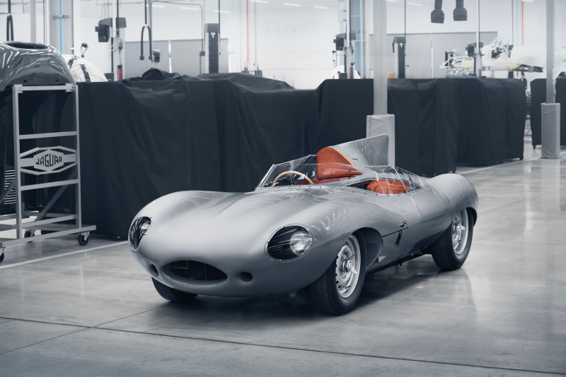 Illustration for article titled Jaguar Is Building Brand New D-Types So I Guess I Can Die Happy